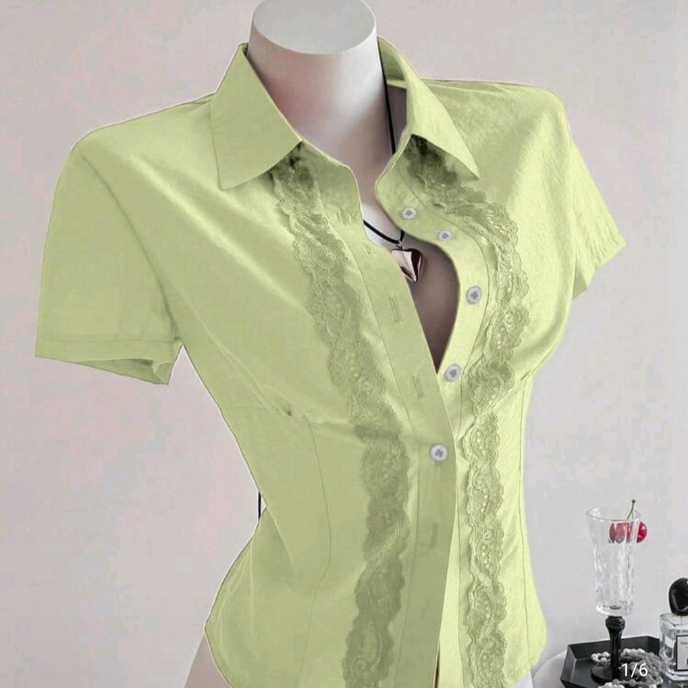 Chic Lace Trim Button Down Shirt in Light Green